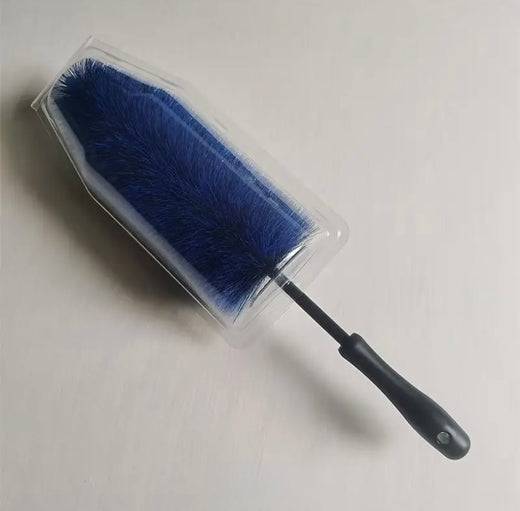 Easy wheel cleaning brush